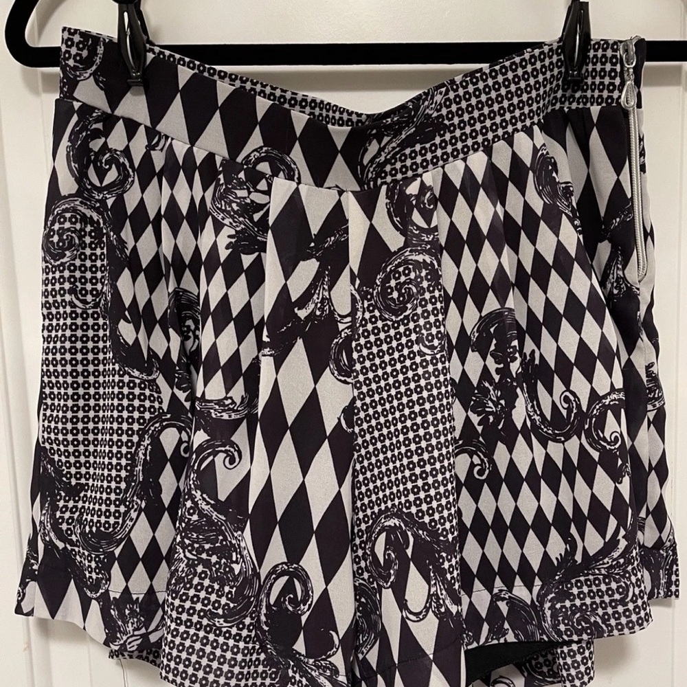 Black White Harlequin Print High Waist Tailored Skort Baroque Chic Lined Small - Picture 3 of 5
